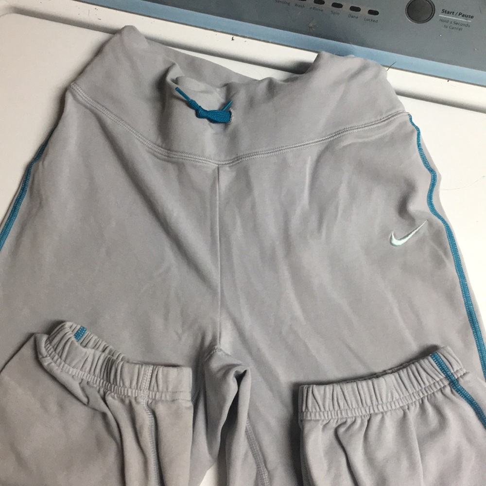 Girls Nike athleticism’s pants